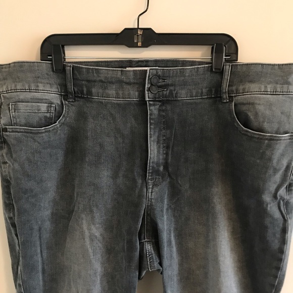 Lane Bryant skinny jeans - Picture 2 of 5